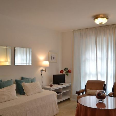 Apartamento Carlos Canal إشبيلية المظهر الخارجي الصورة
