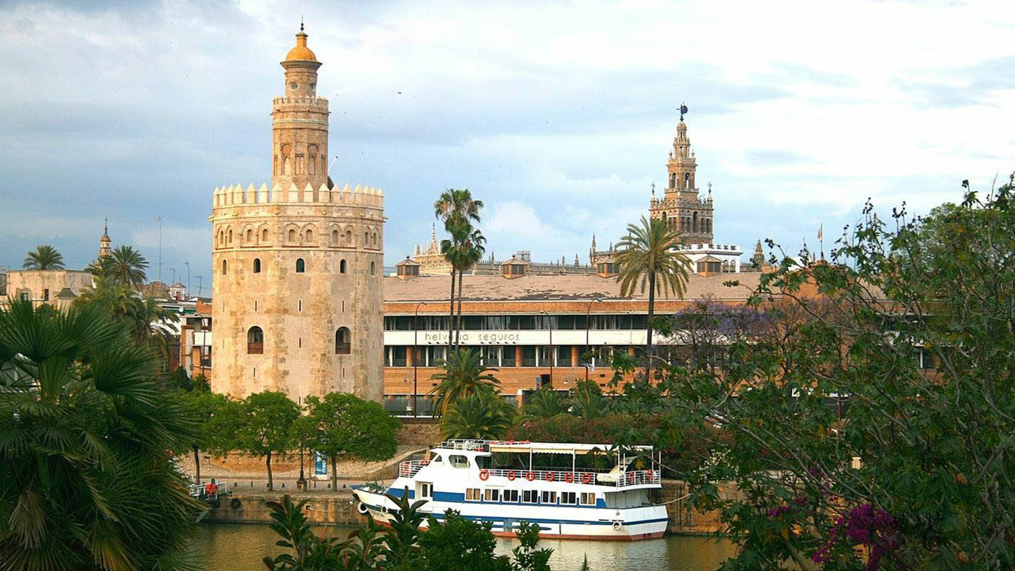 Apartamento Carlos Canal إشبيلية المظهر الخارجي الصورة